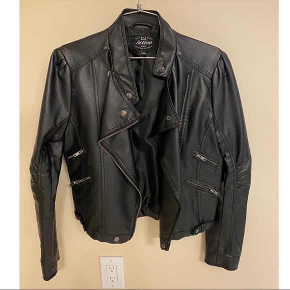 Jackets & Blazers - Faux Leather Jacket! Size L